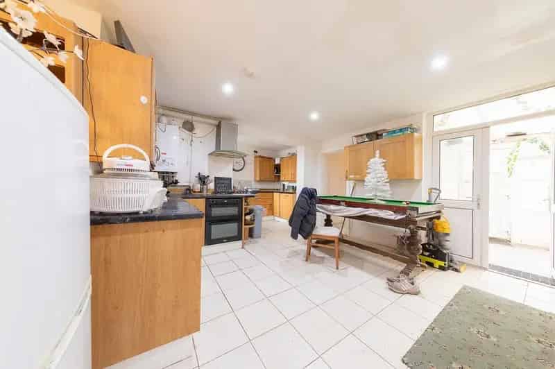 6 Bedroom HMO House for Sale in Derby