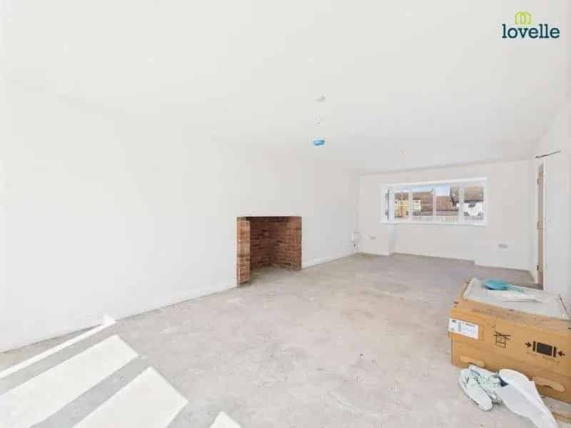 4 Bed House for Sale - New Build, Large Plot, Gated Community
