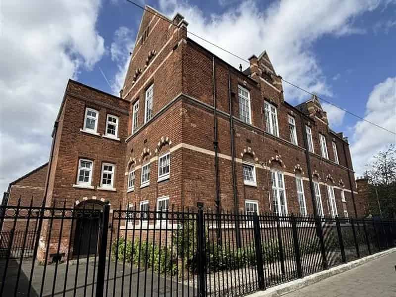 2 Bed Duplex Apartment for Sale