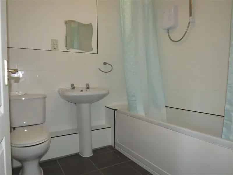 Flat For Rent , South Holland, England