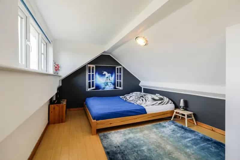 4 Bed Semi-Detached House for Sale