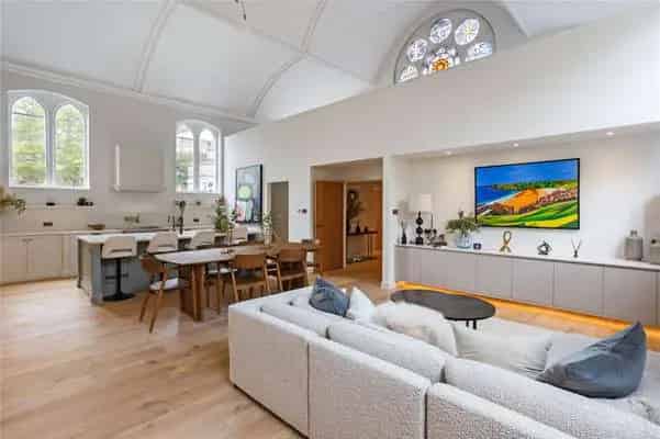 Claremont Chapel Family Home Exquisite Craftsmanship Five Bedrooms South Facing Garden