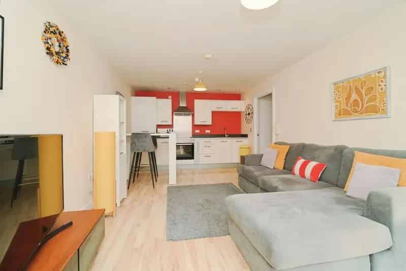 2 Bedroom Flat for Sale Manchester M3 Vie Development River Views