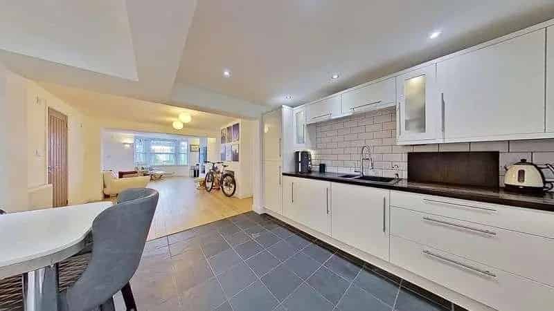 2 Bed Flat for Sale in Herne Bay