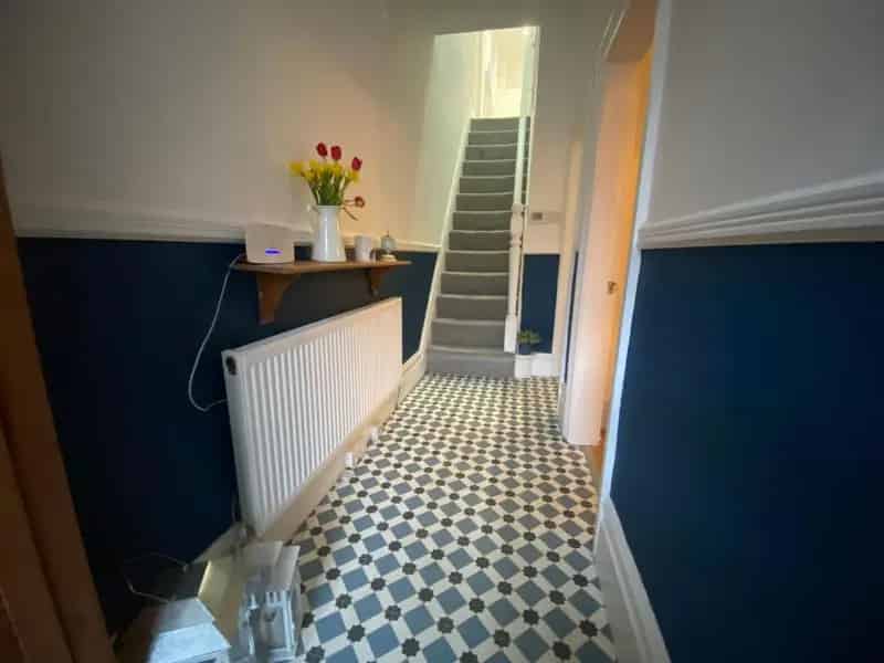 2 bed house for sale