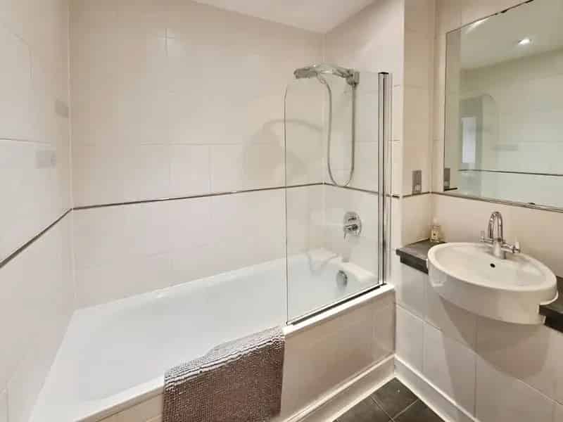 2 Bedroom Furnished Flat To Rent Liverpool L3