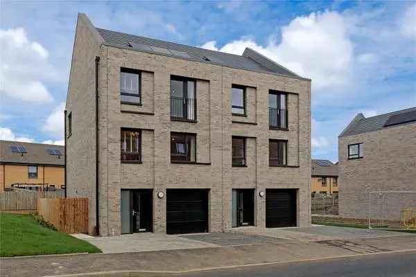 4 Bedroom Townhouses Glasgow Maxwell Road New Homes