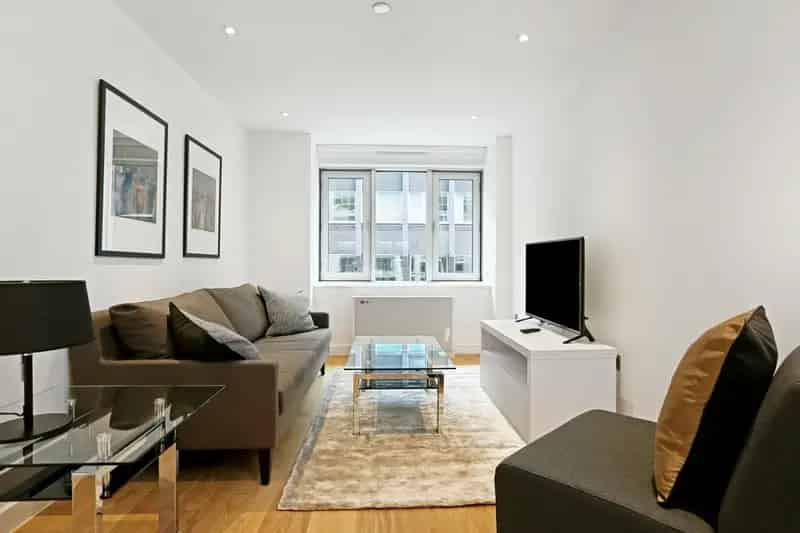 2 Bedroom Apartment to Rent in City of London