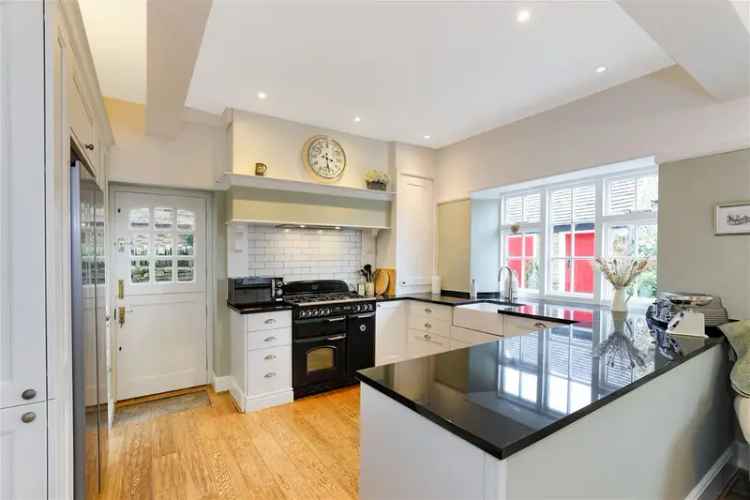 Semi-Detached House for sale with 4 bedrooms, Old Hall Road, Ashgate