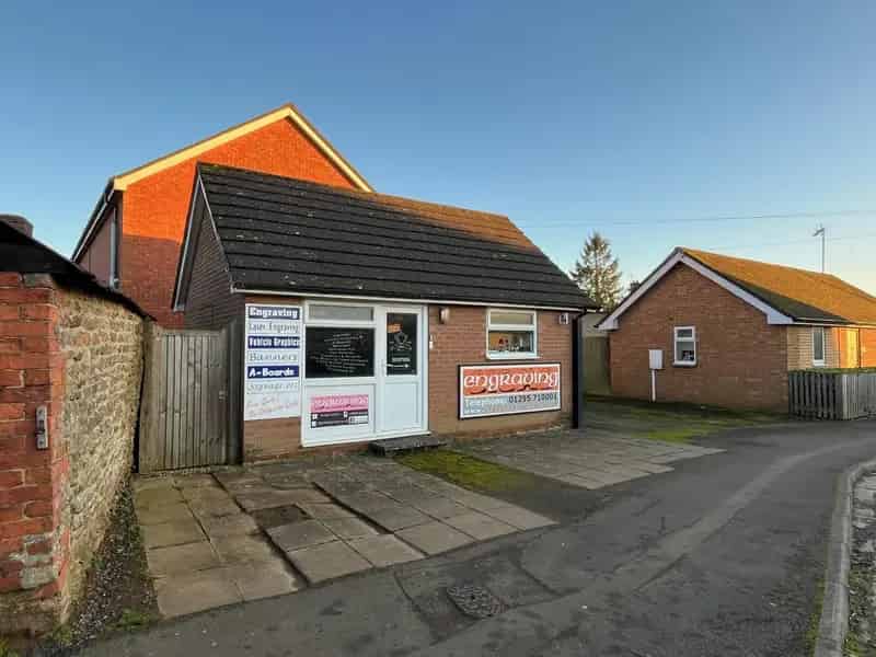 Investment Property: £5000+ Annual Income, Lease End 2027