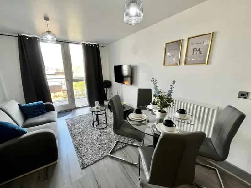 1 bedroom apartment