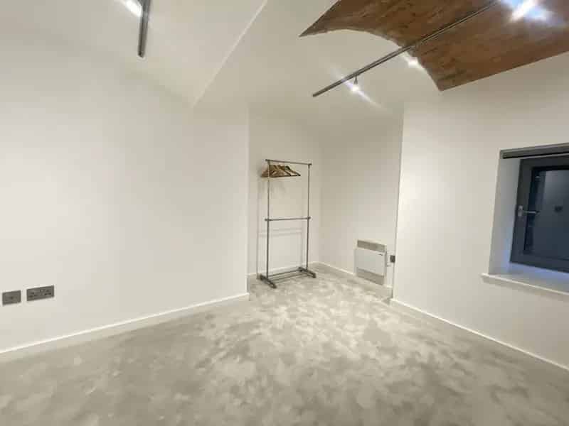 2 Bedroom Apartment Chorlton Mill Near Oxford Road Station