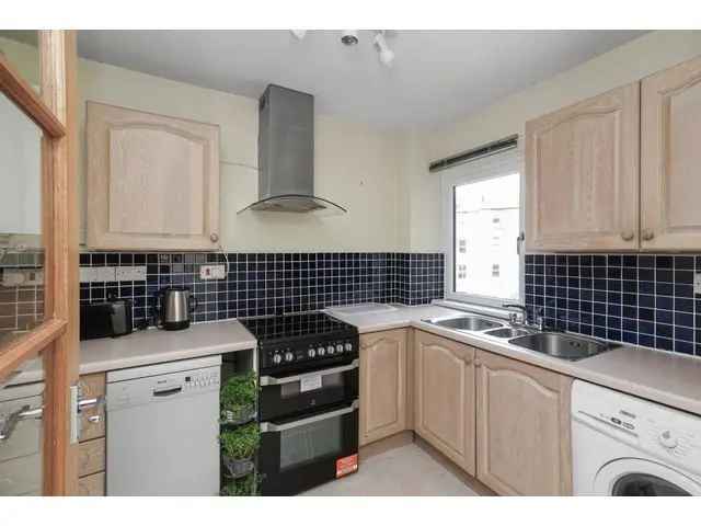 1 Bedroom Flat for Sale in Morningside, Edinburgh