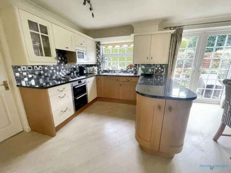 4 Bed Property for Sale with Double Driveway and Landscaped Garden