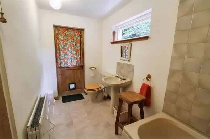 4 Bed Detached House for Sale in West Wales