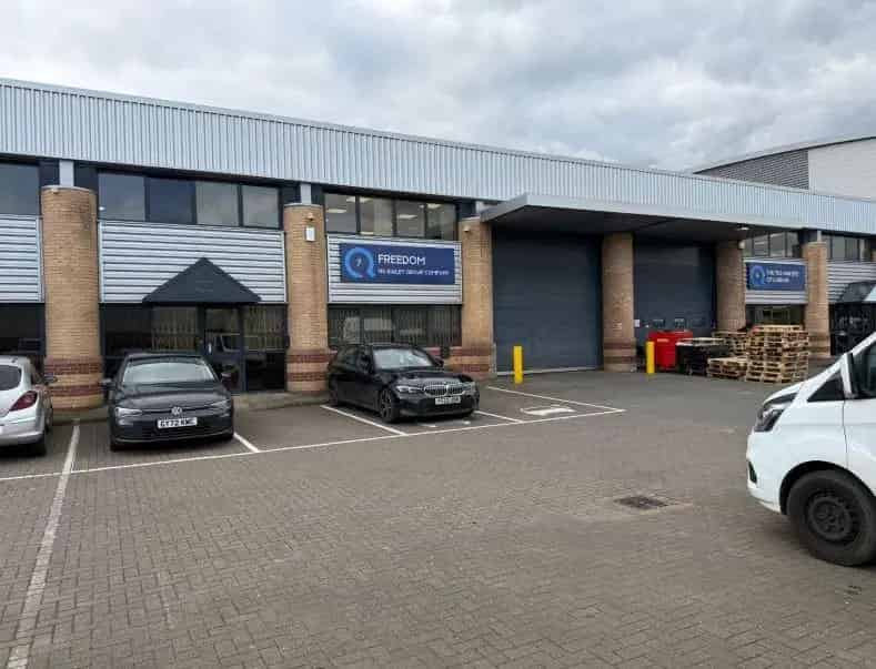 Warehouse Industrial Unit To Let January 2026