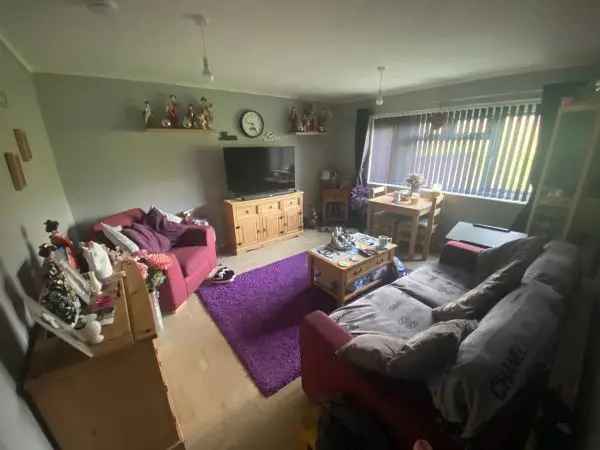 Flat For Rent in Tamworth, England