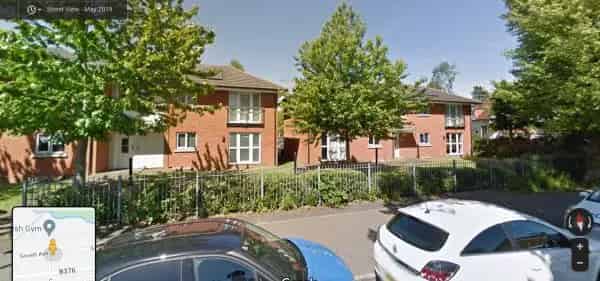 Beautiful Flat near High Street Shops and Transport Links