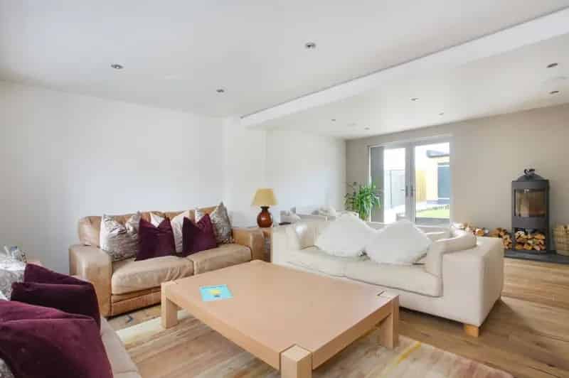 4 Bedroom Detached House for Sale Densole Kent