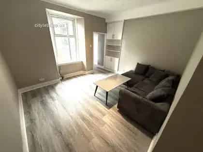 1 room flat of 60 m² in Aberdeen