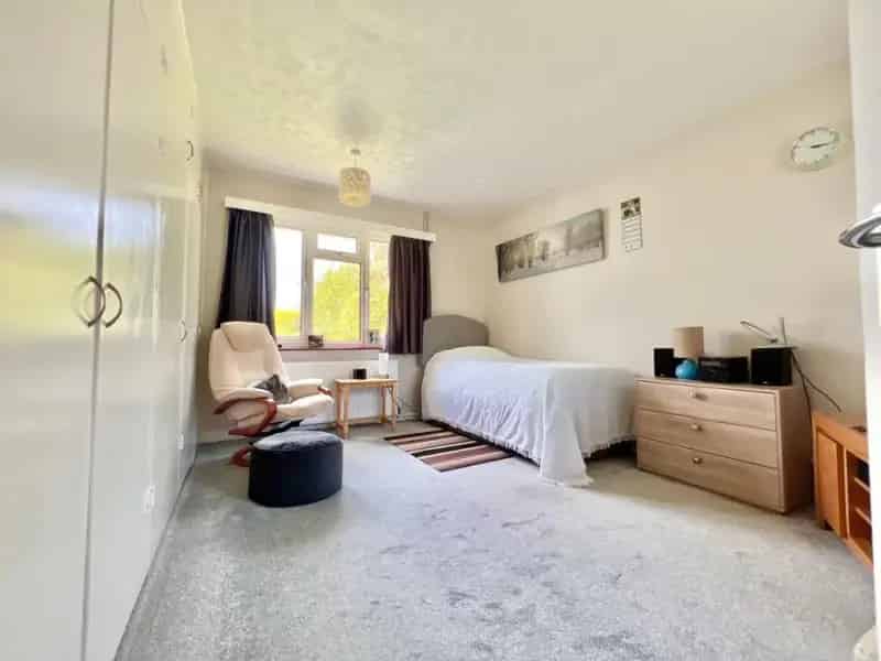 2 Bed Detached Bungalow For Sale