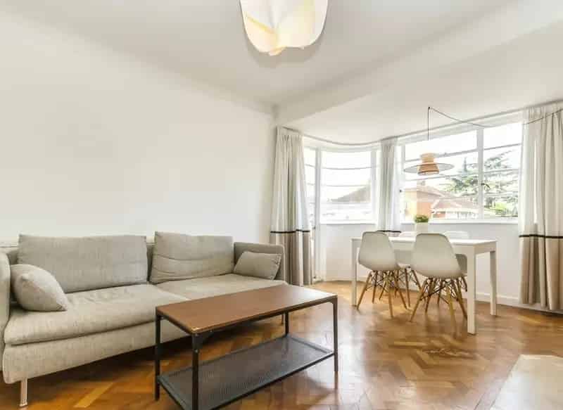 Flat For Sale , Beaufort Road, London, England