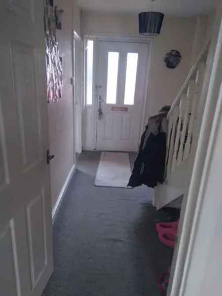 House For Rent in Barnsley, England