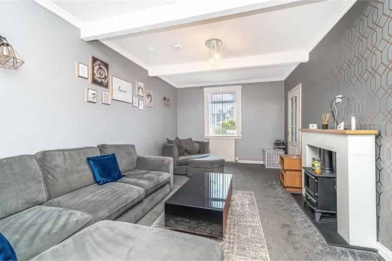 3 Bed Semi-Detached House with 2 Reception Rooms Rosyth