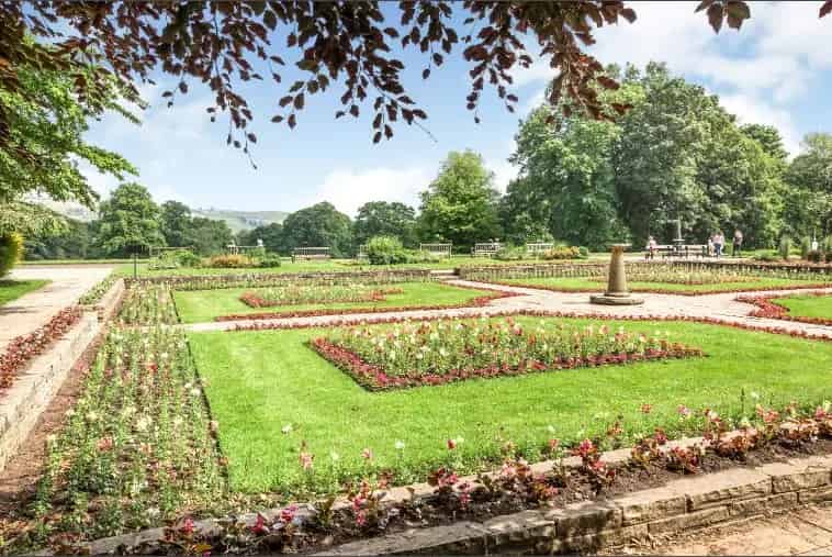 2 Bed Apartment Savile Park Panoramic Views Modern Open Plan Living