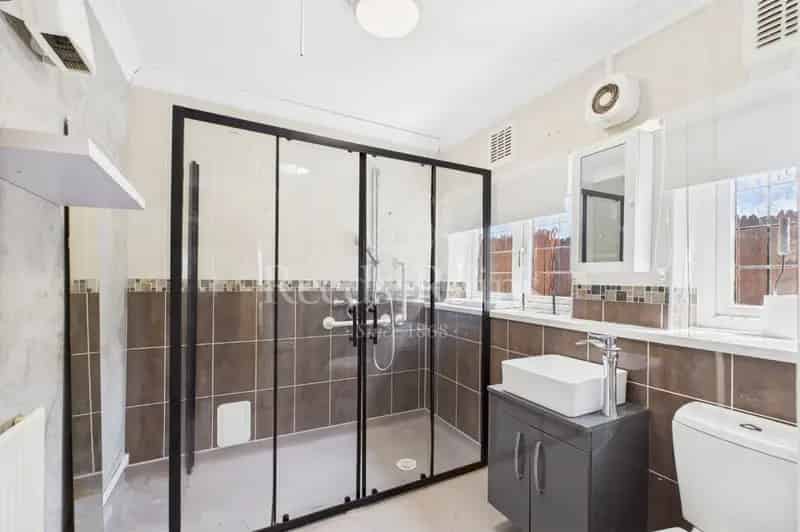 3 Bedroom Semi Detached House for Rent Dartford Kent