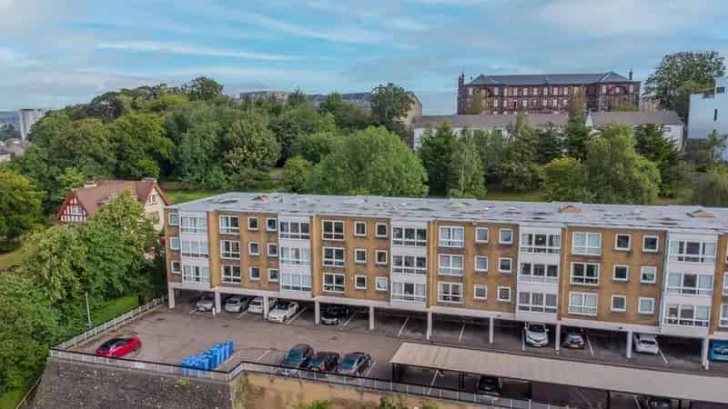 1 Bedroom Flat for Sale West Scotland