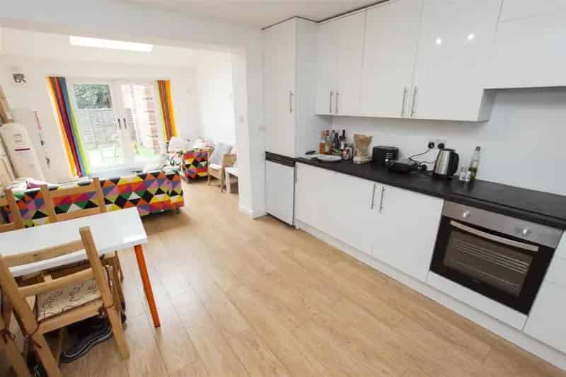 5 Bedroom Student House 2025 2026