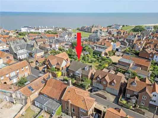Pinkney's Way Southwold Detached House for Sale