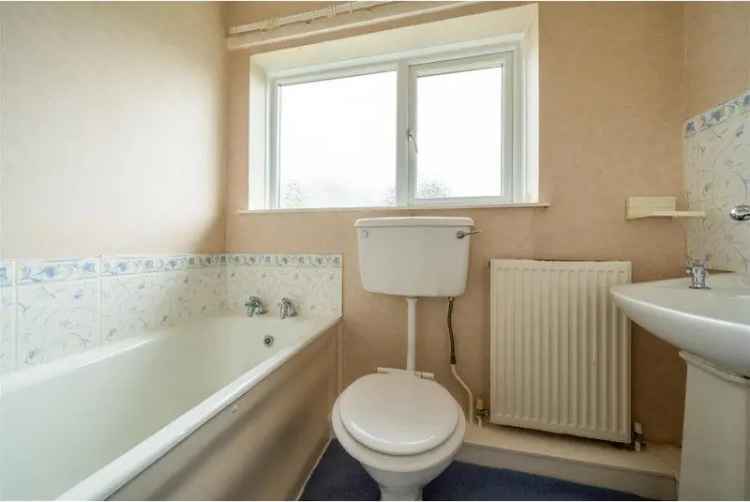 4 Bed Detached House For Sale Needs Modernisation