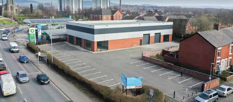 10746 sq ft Refurbished Trade Counter Unit To Let Near M60