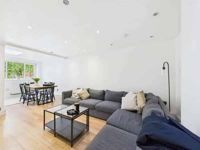 3 Bed House for Sale near Brick Lane