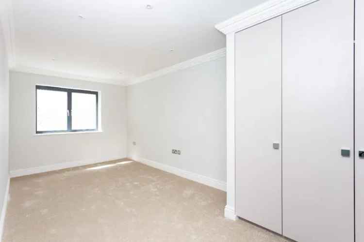 2 bedroom maisonette in Islington