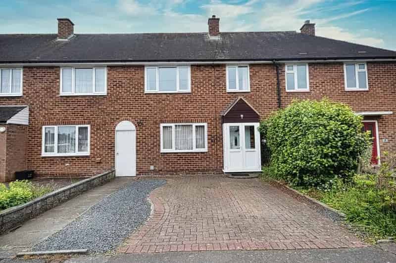 3 bedroom terraced house for sale
