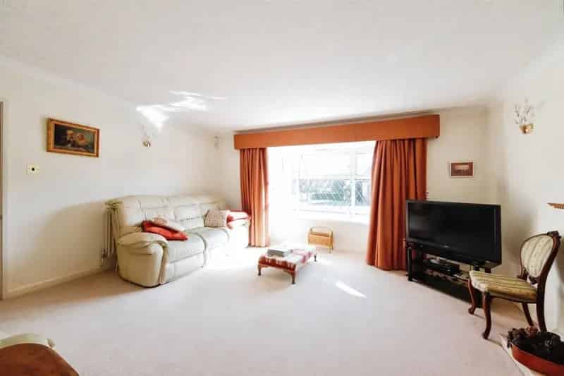 Two Double Bedroom Detached Bungalow For Sale