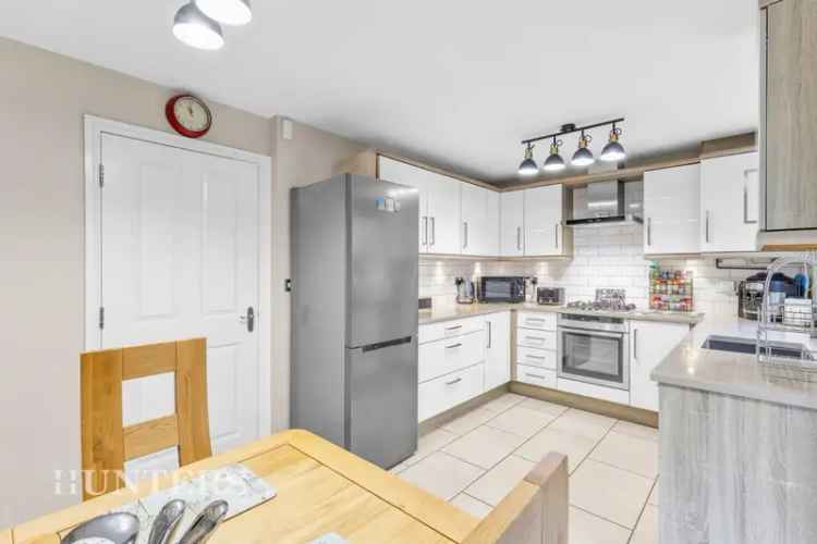 3 Bedroom House For Sale in Littleborough