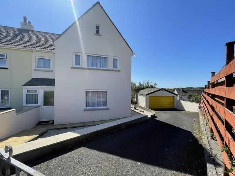 4 Bedroom Semi Detached House For Sale East Looe