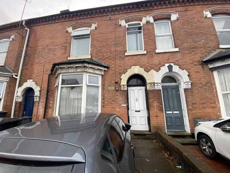 6 Bedroom Terraced House for Sale