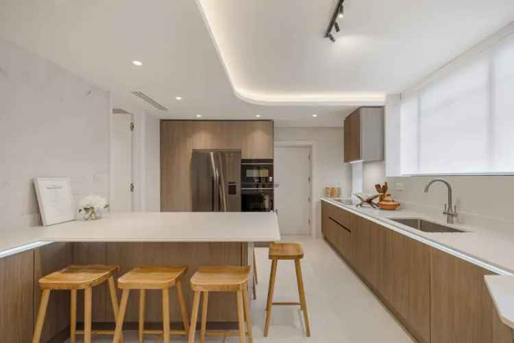 Four Bedroom Apartment near Regent's Park St John's Wood