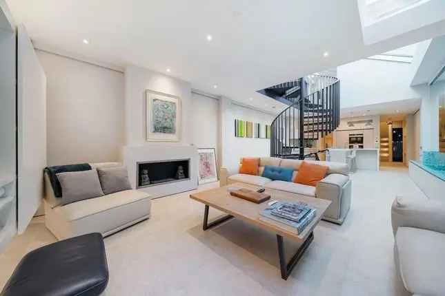 Luxury Flat for Rent Kensington High Street W8 2 Beds 2 Baths