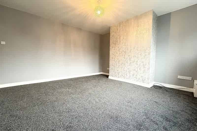 Two Bedroom Terraced House Oakenshaw Available Now
