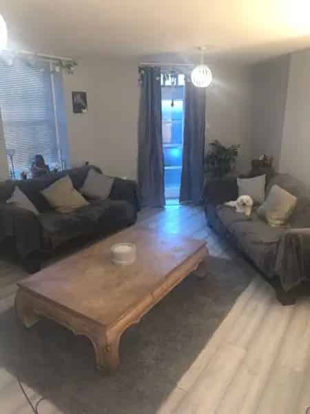 3 Bedroom Flat Fulham Garden Parking New Kitchen