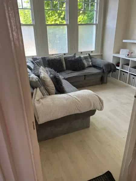 Balham Flat Near Hospitals and Tooting Bec Common