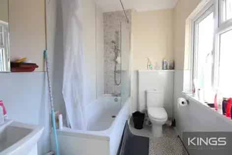 4 Bedroom Flat near City Center and Solent University