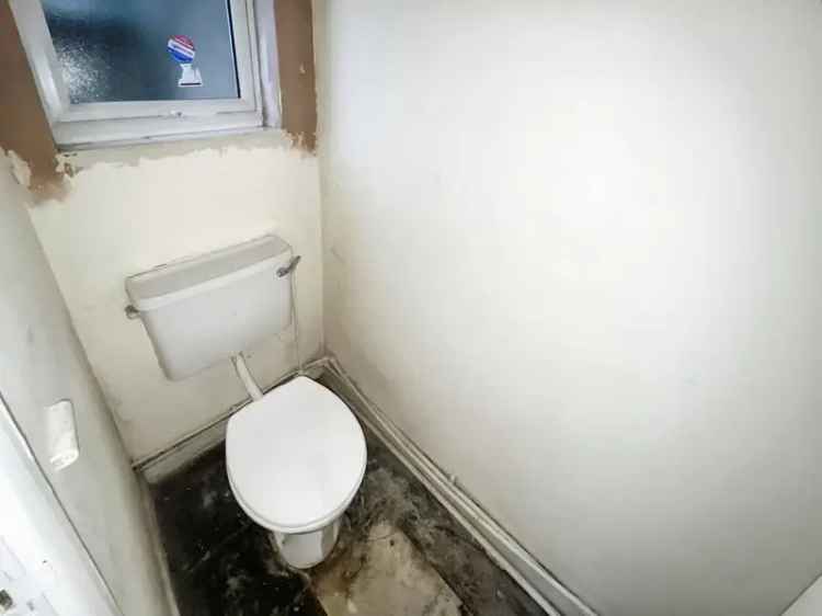 1 Bedroom Flat for Sale Grimsby DN32 Renovation Project Investment