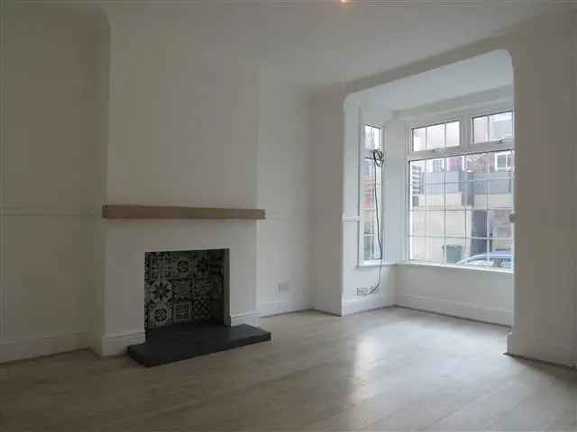 Three Bedroom House Near Gorleston Beach